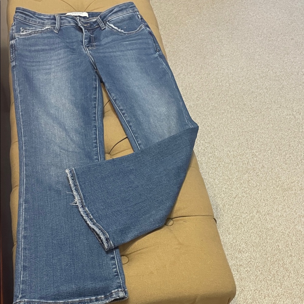 Lovervet by Vervet Straight Leg Women’s Jeans in Medium Blue